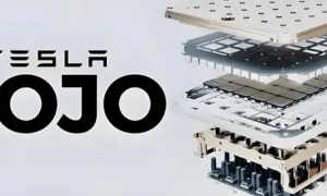 造芯神话破灭，马斯克向英伟达投诚